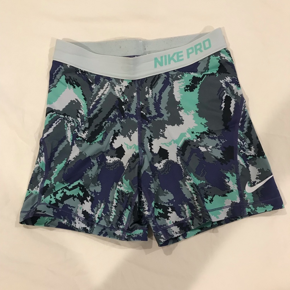 Nike pro’s